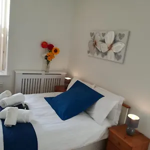 Delightful, 1 Bedroom Uplands, Apartment Swansea